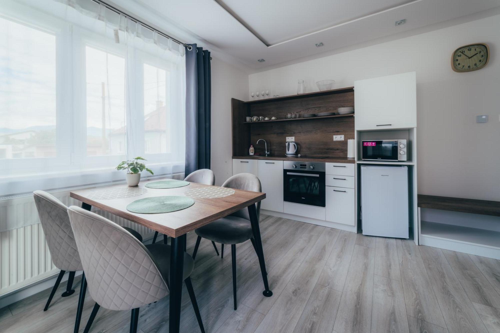 Apartmany Friends Liptov Liptovský Mikuláš Exteriör bild